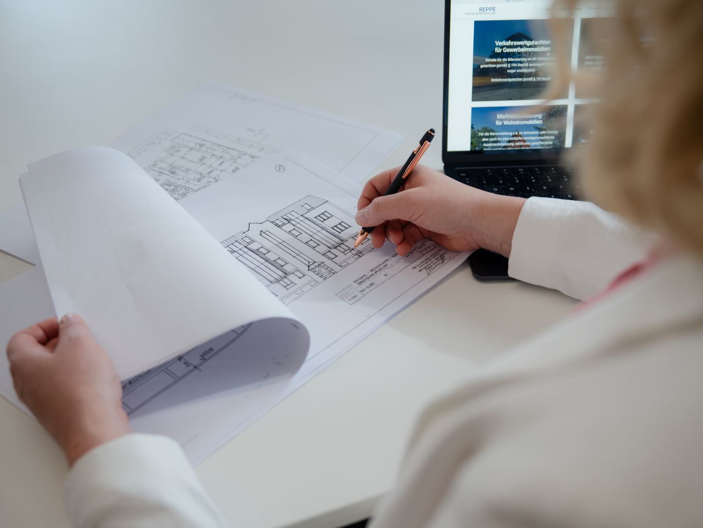 Wichtige Unterlagen und Dokumente für Ihr Mietwertgutachten von REPPE Immobilienbewertung – Checkliste für Gutachten und Immobilienbewertung in Dresden und Umgebung.