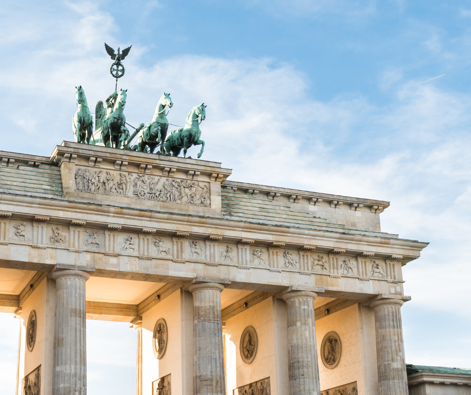 Immobilienbewertung direkt in Berlin – unsere Sachverständigen sind vor Ort im Einsatz rund ums Brandenburger Tor.