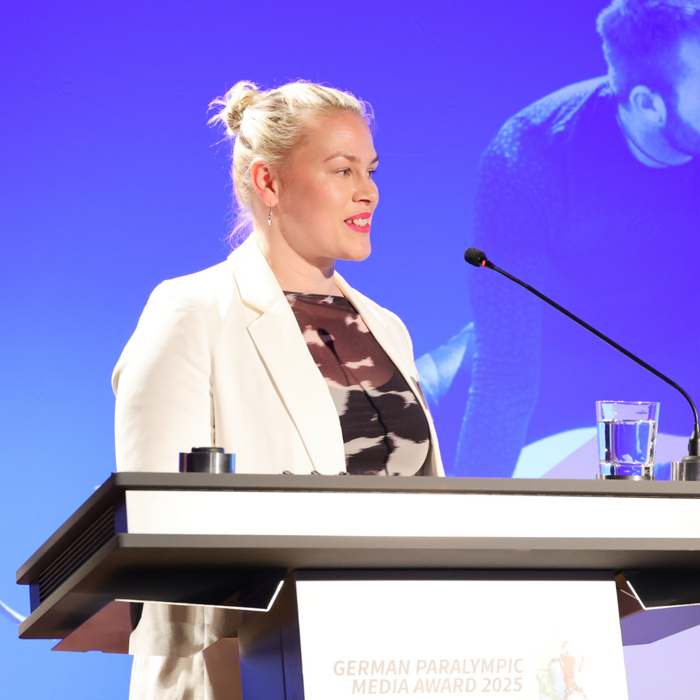Christiane Reppe als Laudatorin beim German Paralympic Media Award 2025 in Berlin.